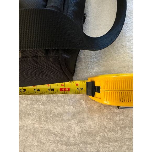 Targus CityGear Messenger CrossBody Shoulder Bag Tablet Kindle Blck Label/Handle - Picture 2 of 11